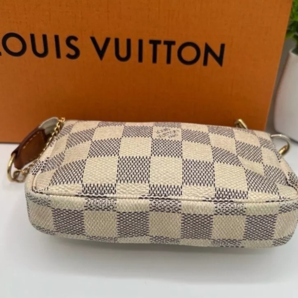 Louis Vuitton Mini Azur PM Pochette with Signature Style. - Picture 6 of 14